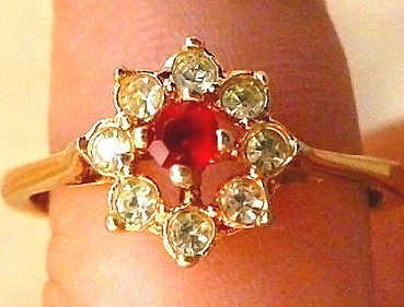 Vintage 14K Gold GP Diamonique Circle & Ruby Garnet Star Burst Ring 