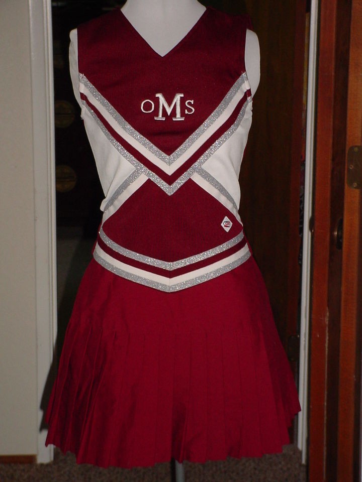 USED REAL 3PC CHEERLEADING UNIFORM+POMSOMSMAROON/SILVER/WHITE 32 