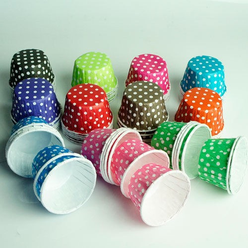 BAKING/CANDY NUT SNACK CUPS, CUPCAKE LINERS, PARTY FAVORS, POLKA DOT 