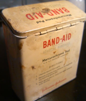 Vintage Tin Box Band Aid Mercurochrome Pad Adhesive Bandages JOHNSON 