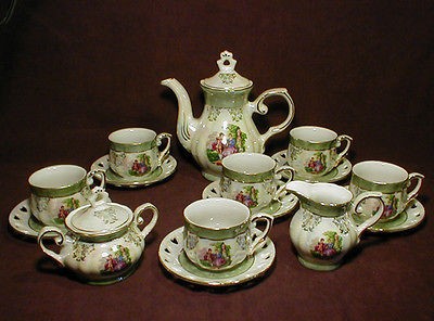 Sweet Victorian With Courting Couple Fine Porcelain China Coffee / Tea 