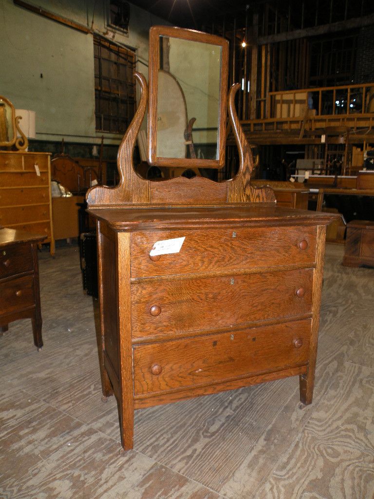 Antique Oak Dresser with Mirror Bedroom Furniture