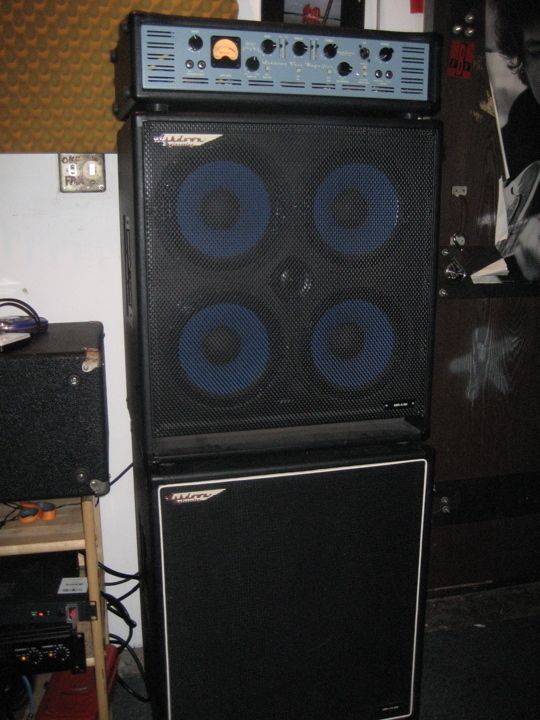 ASHDOWN BASS AMPLIFIER AND SPEAKER CABINETS