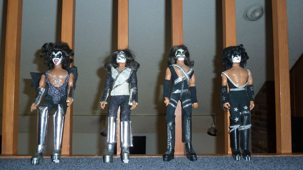 Kiss   original 1977 Mego action figures dolls, Gene, Paul, Ace Peter
