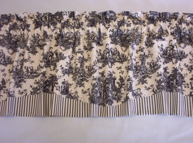   Waverly Sweet Pastimes Scalloped Toile Ticking Valance Curtains
