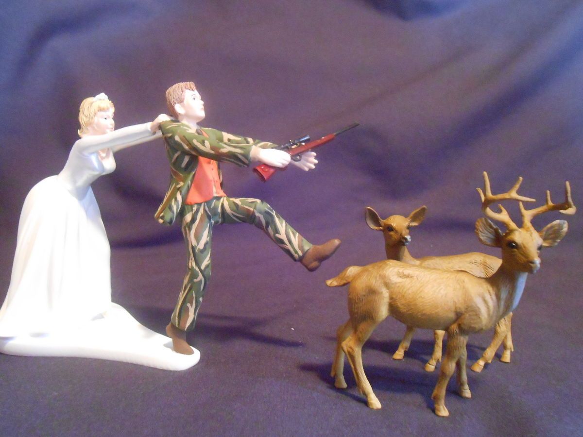 funny wedding cake topper real tree camo camoflauge hunting deer 