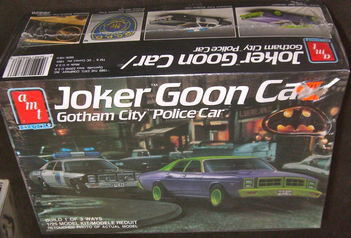 AMT ERTL 1977 DODGE MONACO POLICE CAR JOKER GOON 125MODEL KIT #6826