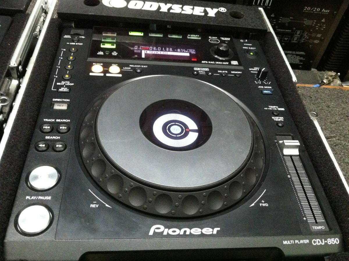 one Pioneer CDJ 850 black DJ Performance Player CDJ850 with ODYSSEY