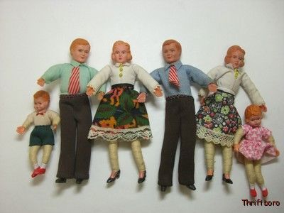 Vintage CONCORD Family   6 Dolls Poseable Bendable Figures Dollhouse
