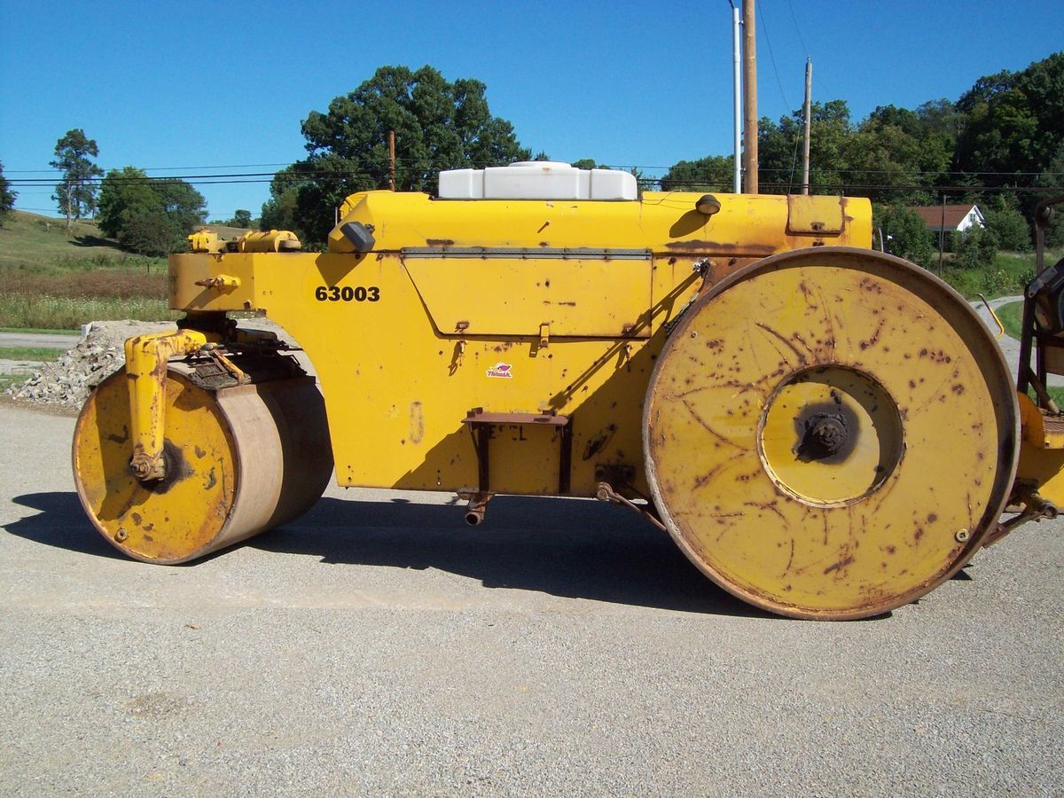 GALION CHIEF 3 WHEEL DIESEL ASPHALT/STONE ROLLER LOW HOURS