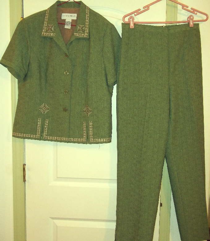 Sag Harbor LEAF GREEN Embroidered BEADED short sleeve JACKET & Pants