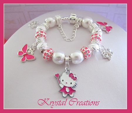  BRIGHT PINK Hello Kitty charm bracelet LOTS OF CHARMS Girls 16cm Gift