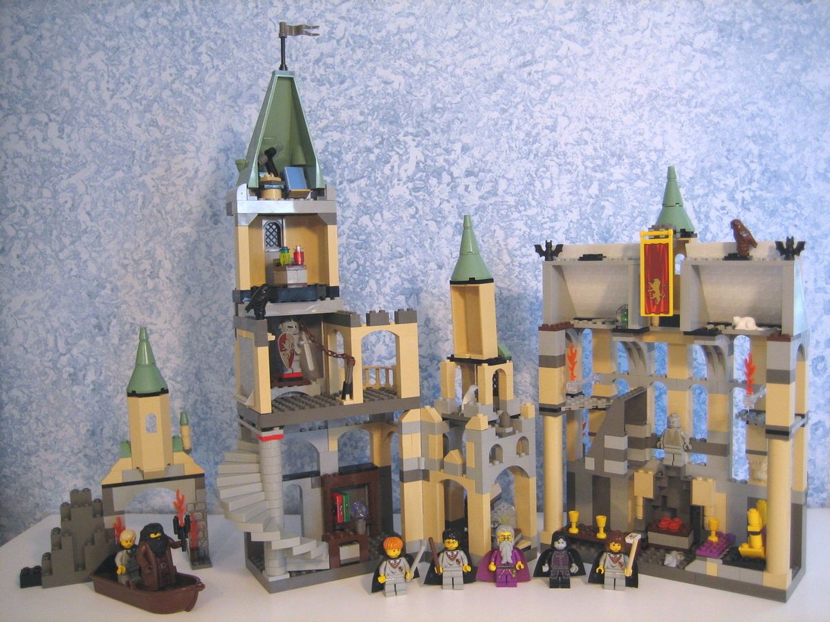 Lego Harry Potter Set Hogwarts Castle 4709 100 Very Good Conditon