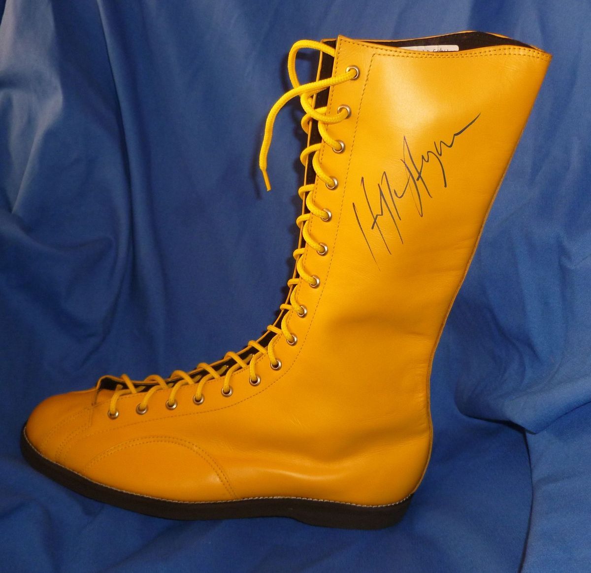 Hulk Hogan Signed Yellow Leather Wrestling Boot PSA DNA