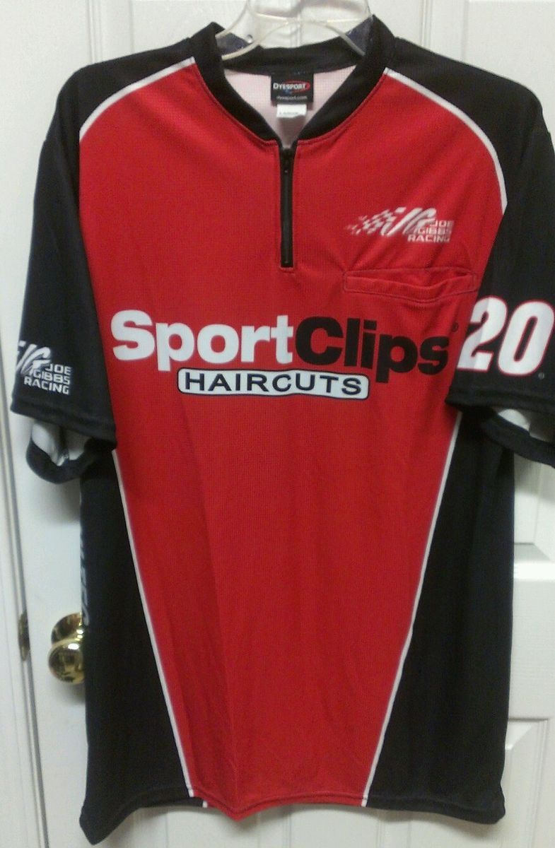 NASCAR Joe Gibbs Sportclips Race Used Pit Crew Shirt Denny Hamlin