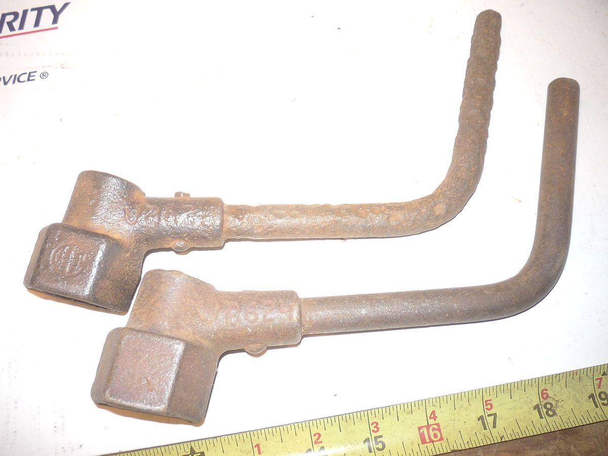 Old Antique IHC Grain Binder Wrench Crank Tool