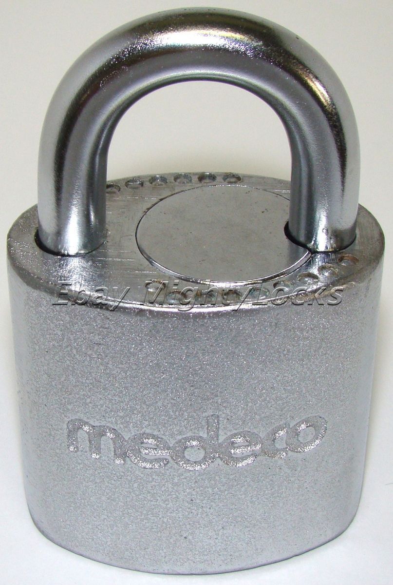 Medeco Biaxial High Security Padlock Lock 1980s with 17 Hardened Steel