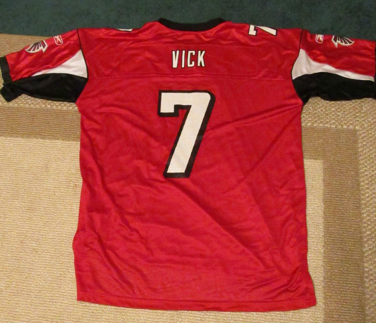Michael Vick Atlanta Falcons number 7 Jersey NFL equipment Reebok XL