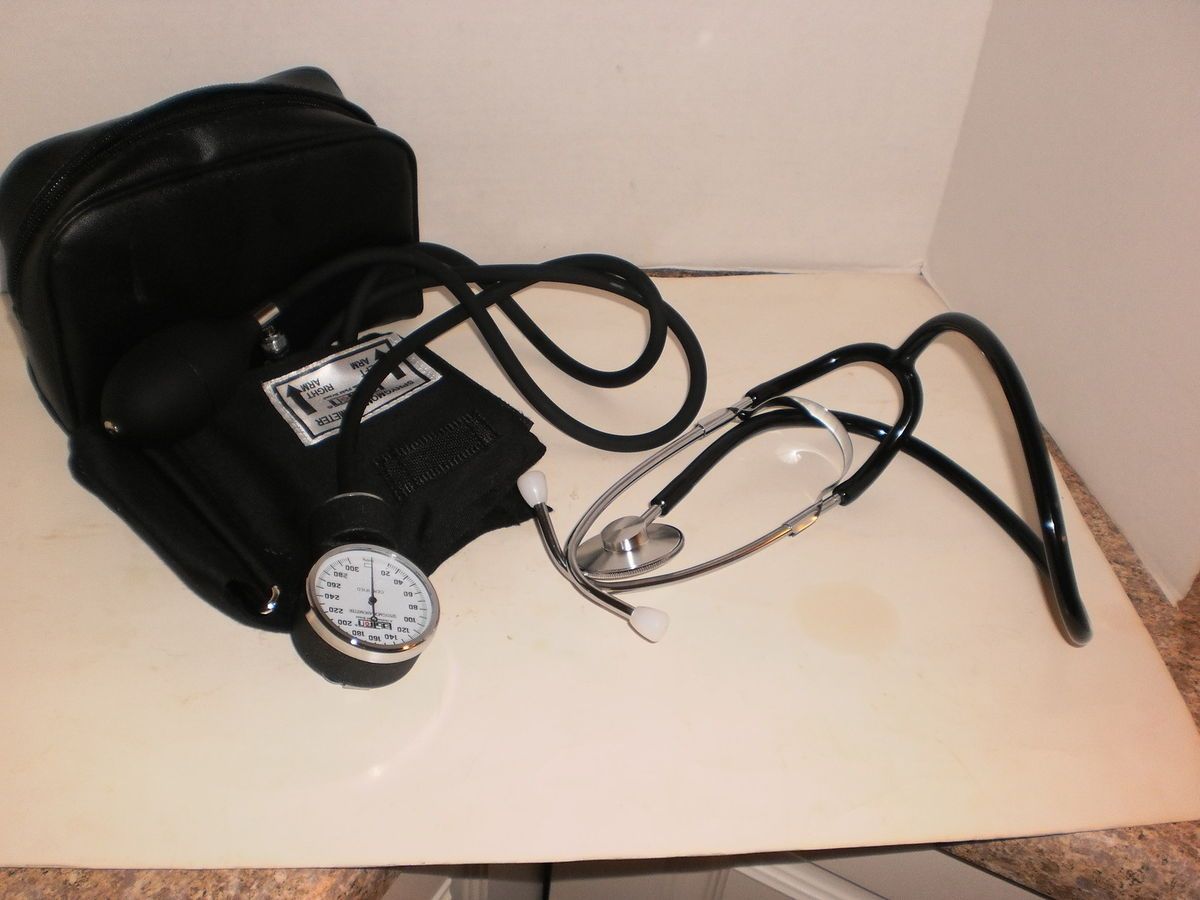 Blood Pressure Monitor w Single Head Stethoscope