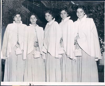 1950 Canadas Famous Dionne Quintuplets At Waldorf Astoria Hotel NYC