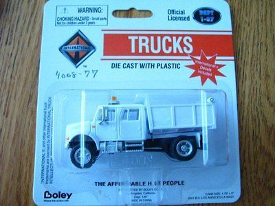 Boley HO #185 400877 International 2 Axle Dump Truck w/Crew Cab