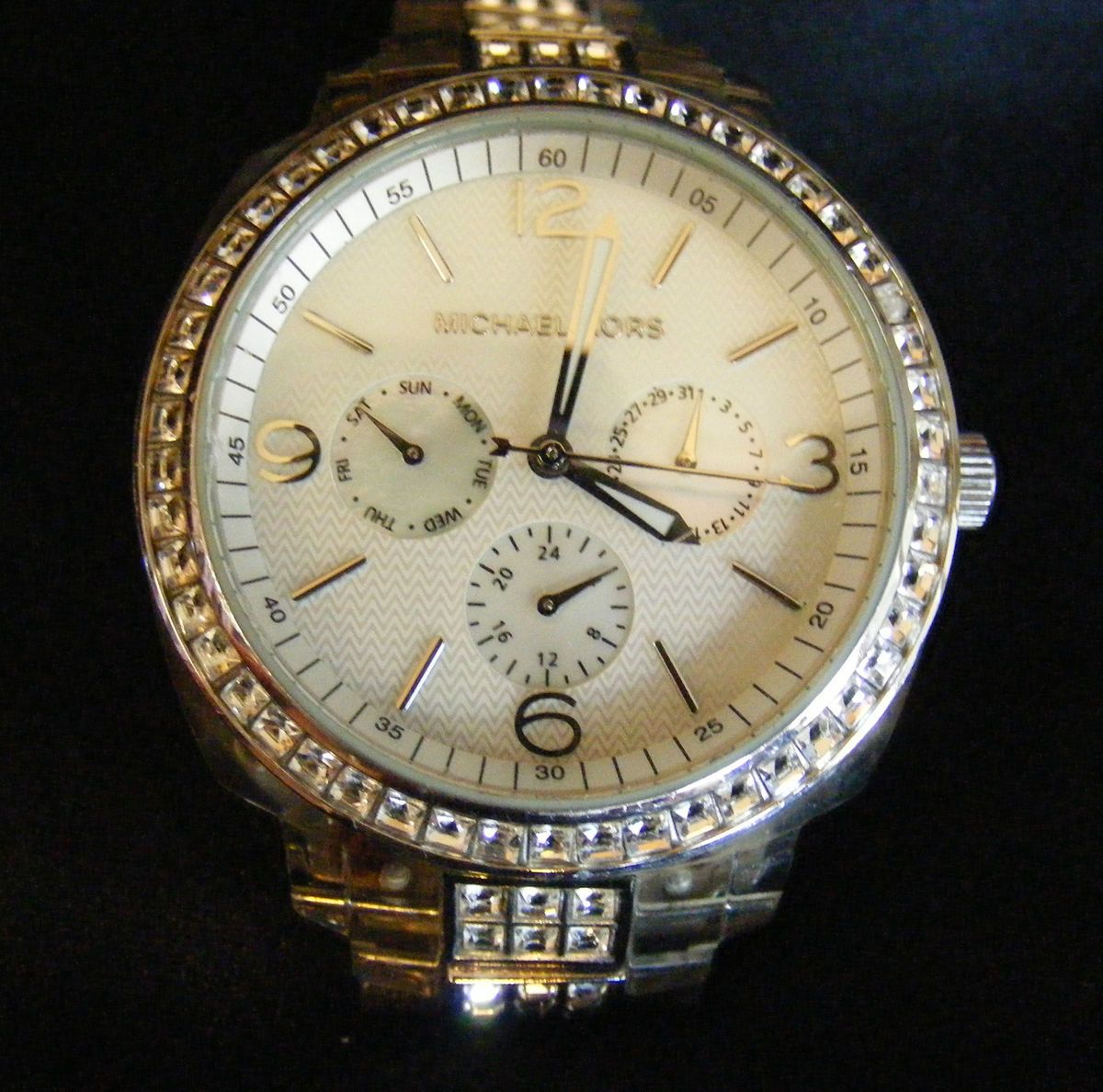Michael Kors Swavorski Crystal Bling Womens Fashion Watch Wristwatch